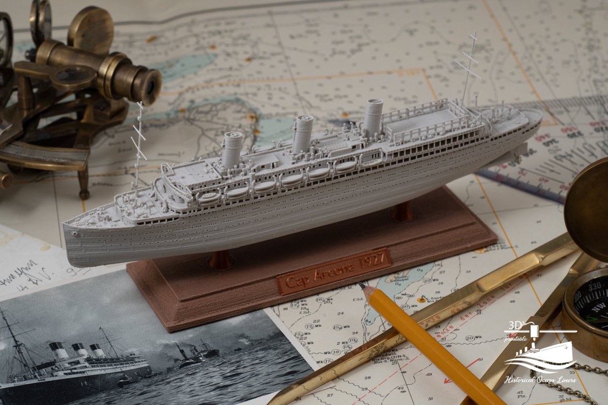 SS Cap Arcona (1927) – 3D-Druck-Modell im Maßstab 1:1000, Ansicht 1 von 6