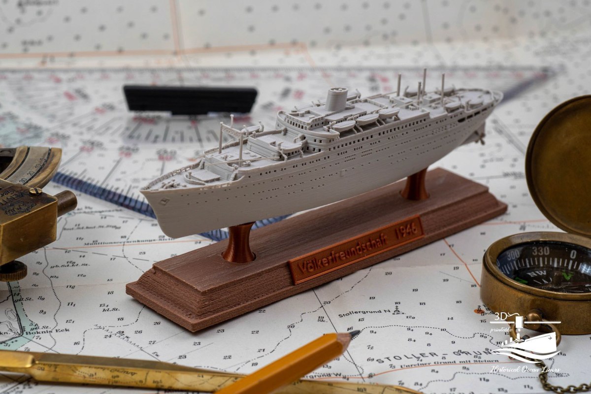 Völkerfreundschaft (1960) – 3D-Druck-Modell im Maßstab 1:1000, Ansicht 1 von 6
