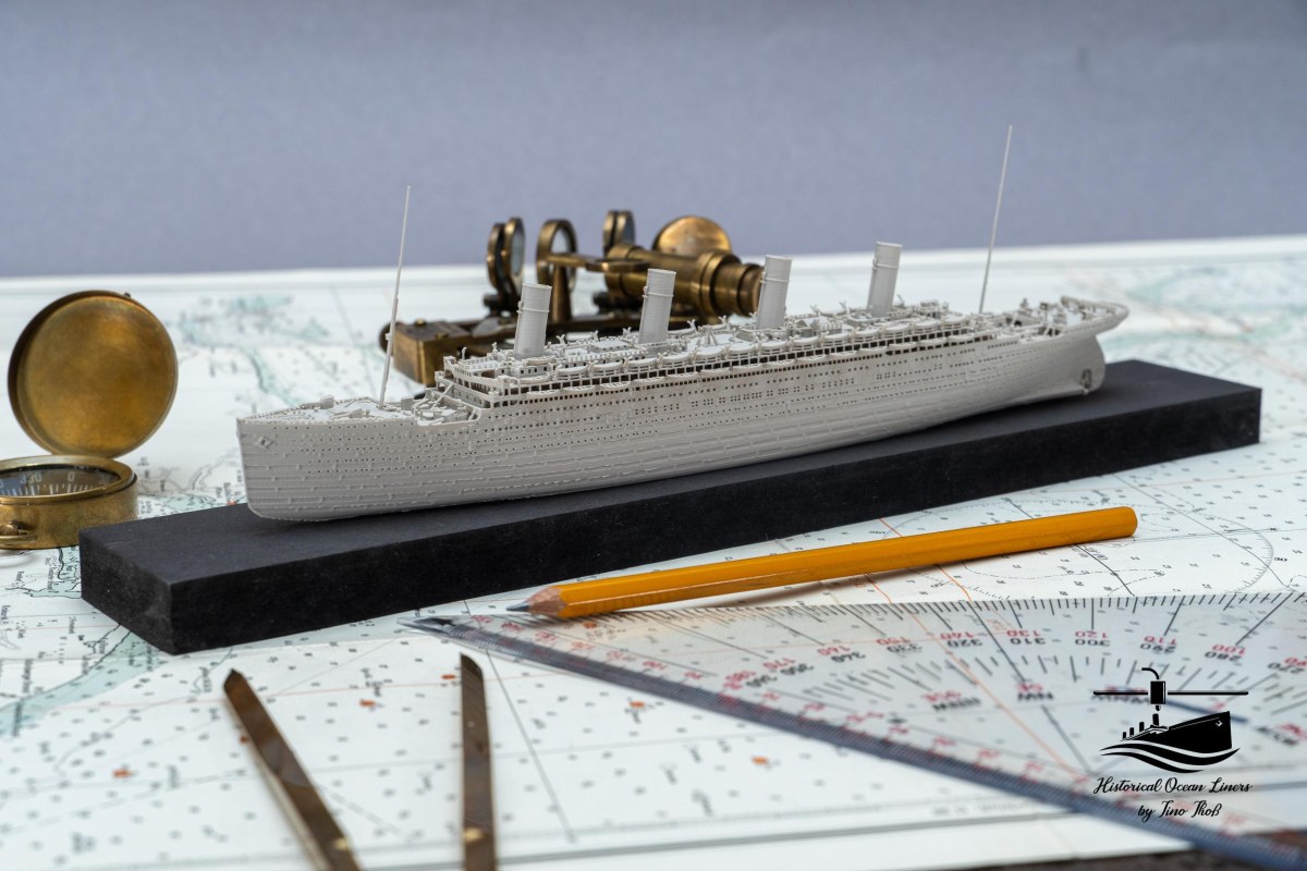 HMT Olympic (1911) – 3D-Druck-Modell im Maßstab 1:1000, Ansicht 1 von 12